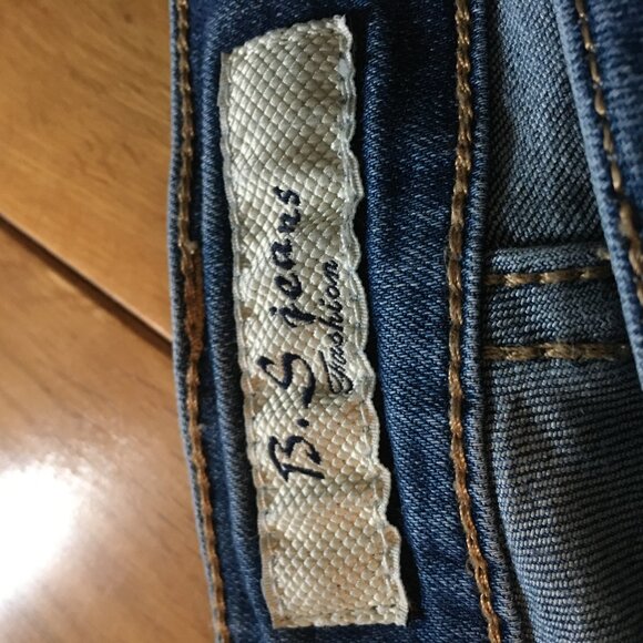 B.S. Jeans Blue Denim Ankle Jeans With Rhinestones + Pearls - Picture 14 of 16